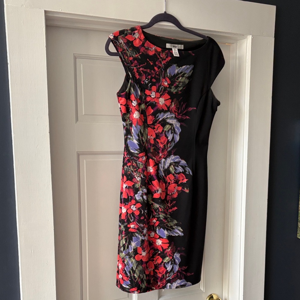 Chic Black Floral Mini Dress